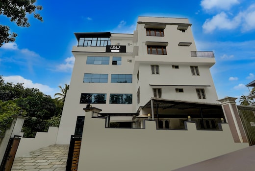 Super Townhouse Thondayad Calicut Formerly Dream Casa