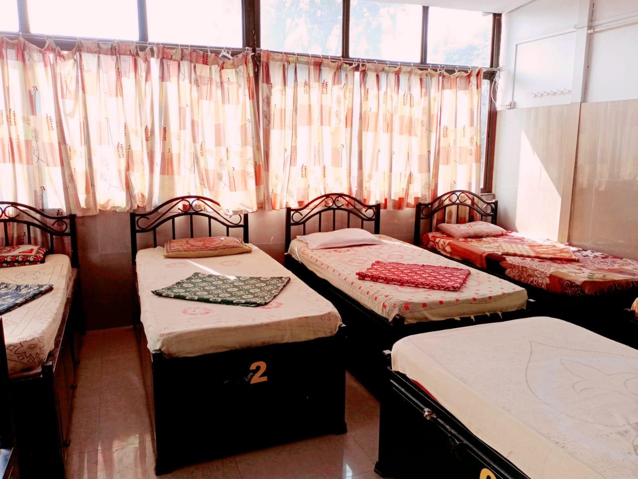 Mahalaxmi Deluxe Lodging 4