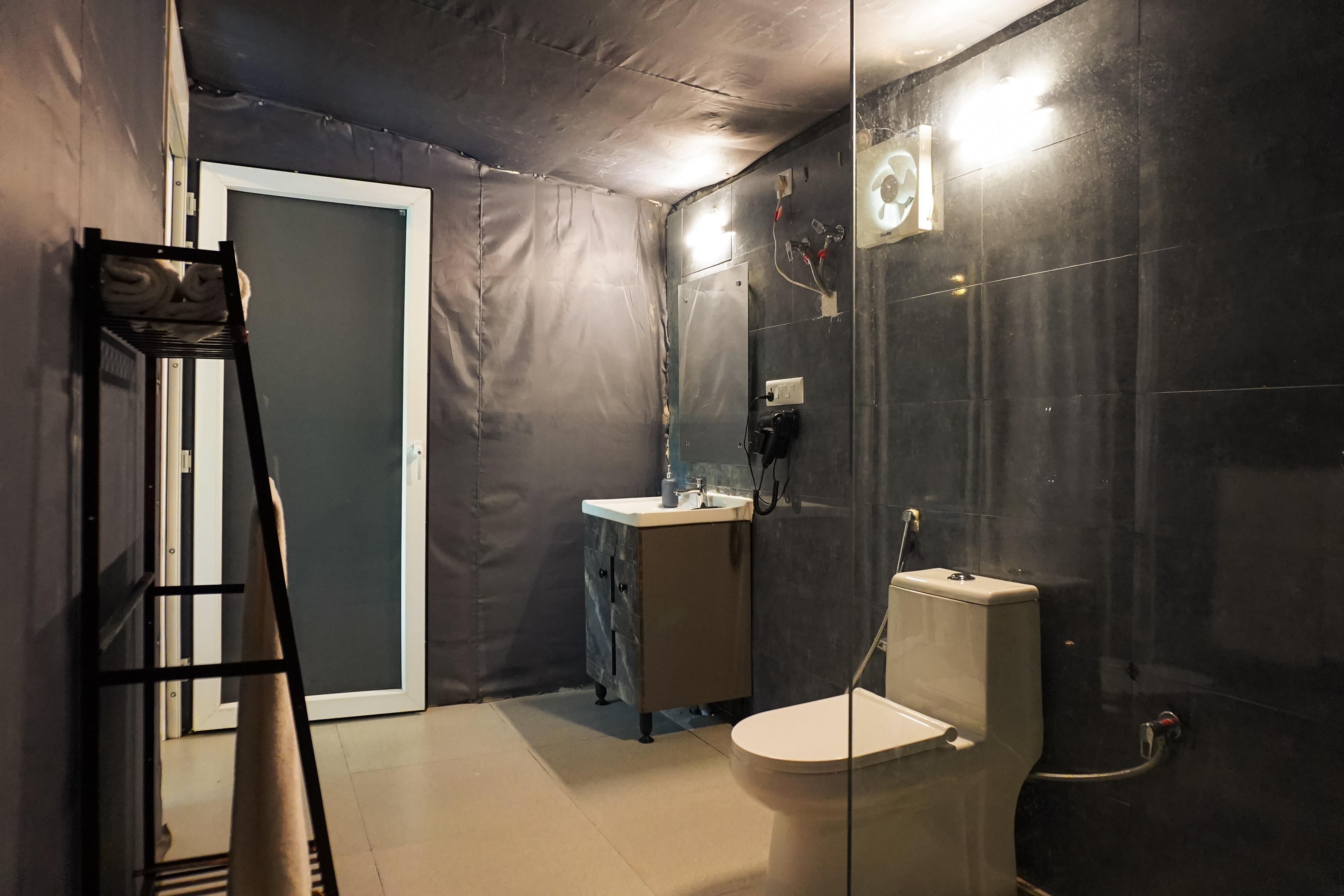 2 Luxury Tents in Majkhali - Buransh and Apricot  - Tap to explore photos