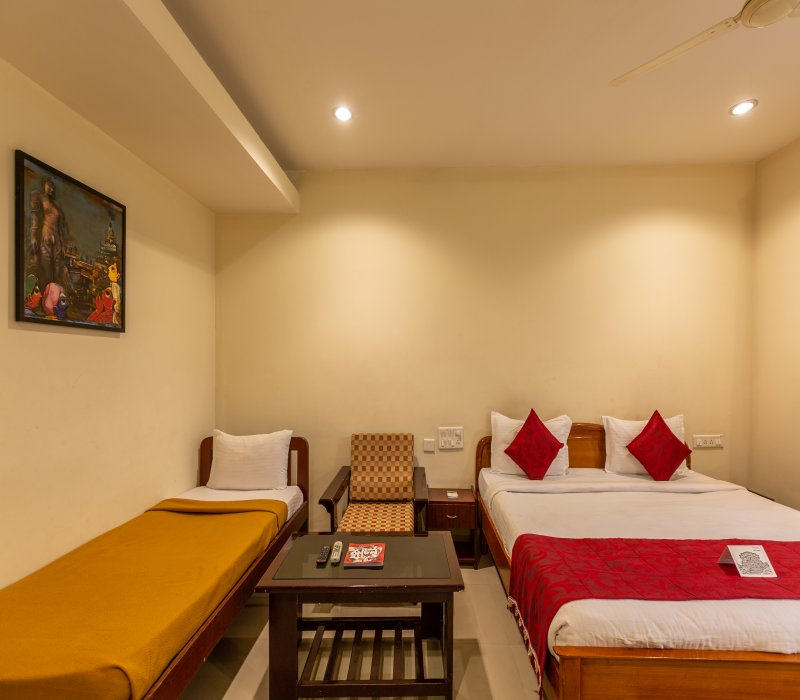 KSTDC Hotel Mayura Velapuri Belur - Tap to explore photos