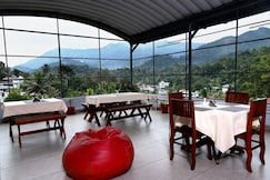 Johns Solitude, Munnar