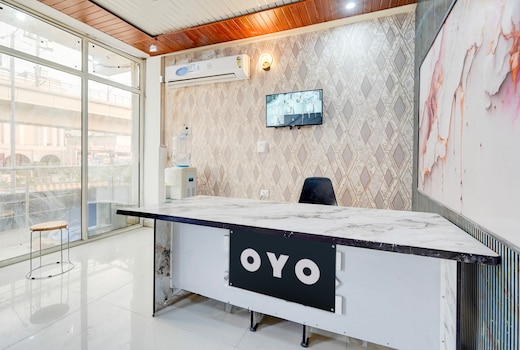 Hotel O Arise In