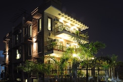 Redbrick Villa, Gurgaon