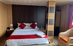 Deluxe Rooms