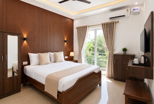 RAAJ INN