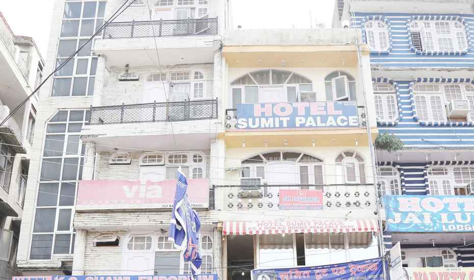 Hotel Sumit Palace - Tap to explore photos
