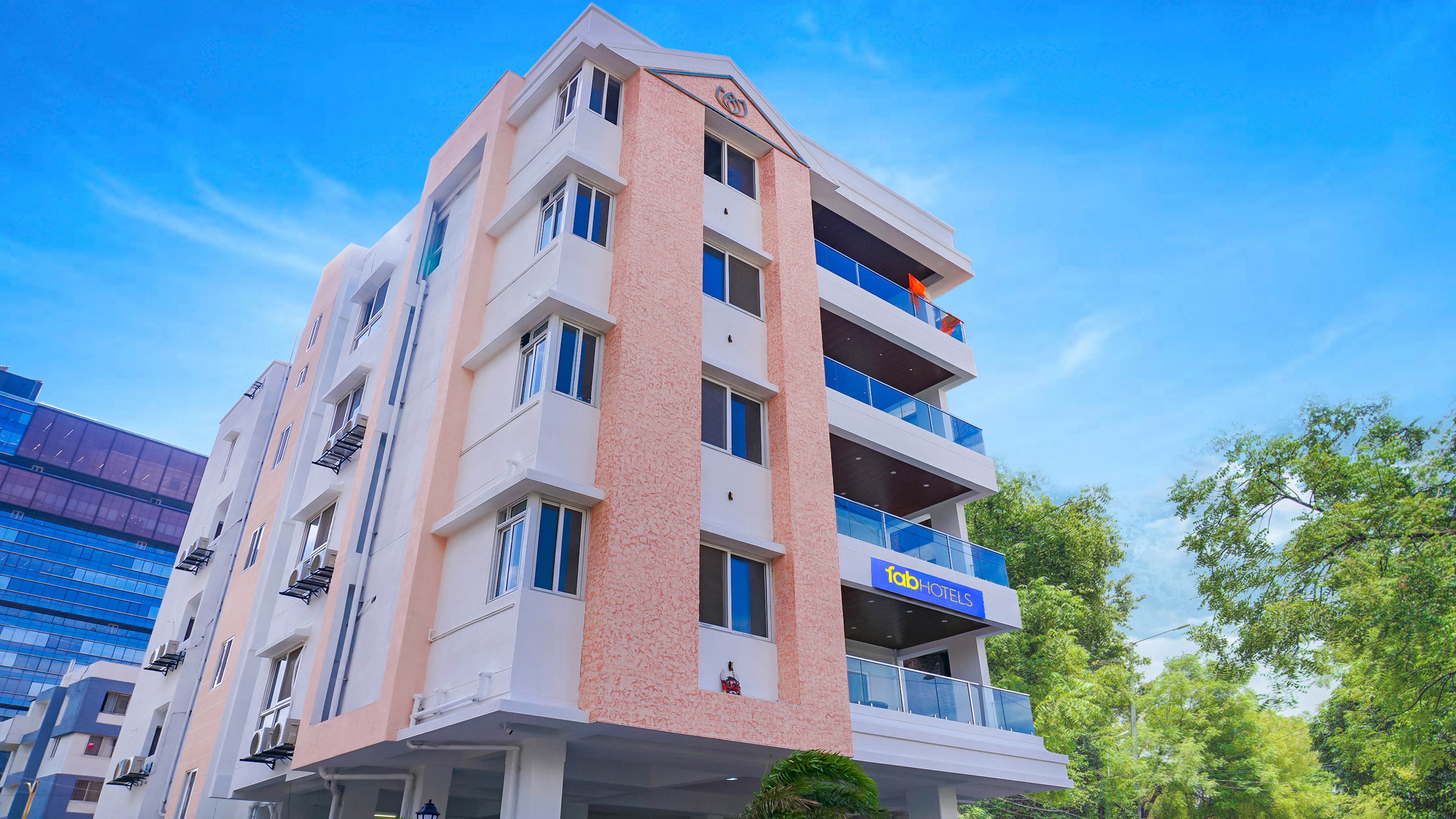 FabHotel Prime Athiti Delight Stay - Nr. Shri Baneshwar Mandir, Baner - Tap to explore photos