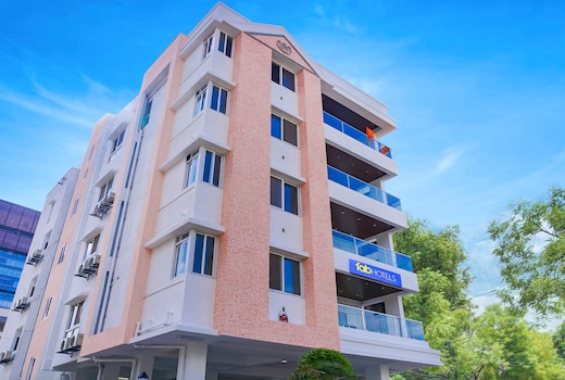 FabHotel Prime Athiti Delight Stay - Nr. Shri Baneshwar Mandir, Baner