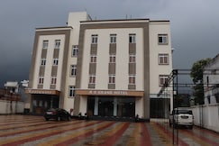R S GRAND HOTEL AND RESTAURANT, Robertsganj