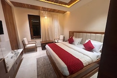 Hotel Kartikey, Nihri