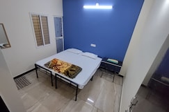 Umashankar home stay, Ujjain