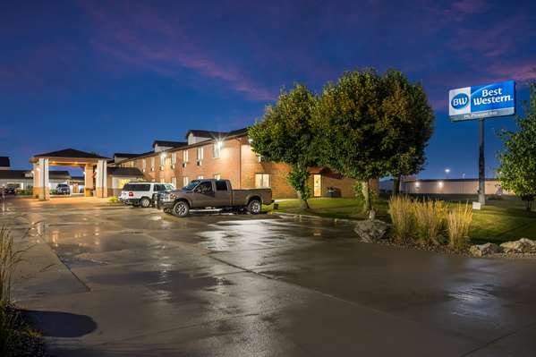 SureStay Hotel by Best Western Mt Pleasant - Tap to explore photos