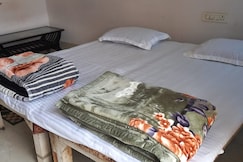 Hanumat Kripa Guest House, Varanasi