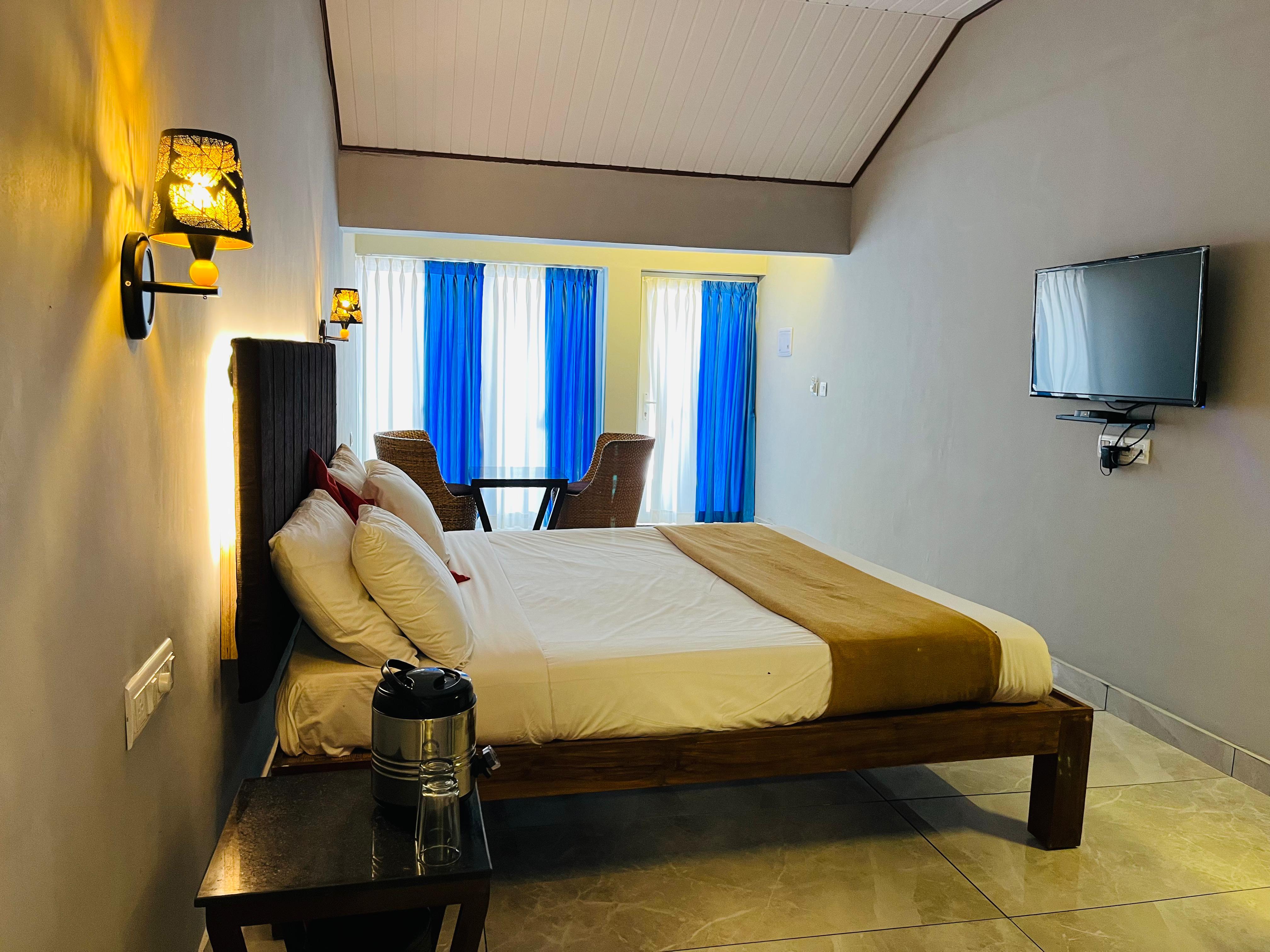 Country Club Resort Kovalam - Tap to explore photos