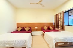 Hotel President House | Matheran, Matheran