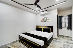 SPOT ON BSR RoyalStay Super Luxury Hotel Rooms, Hyderabad