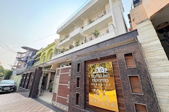 Travelling Troopers | Entire 3 BHK Apartment, Varanasi