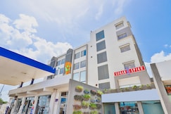 Hotel The Grand President.  , Amreli