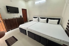 Kusum Stays, Ayodhya