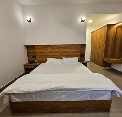 Deluxe Room Ground Floor