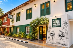 Bunk House Hostel, Munnar