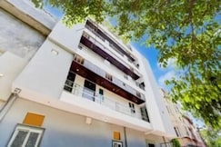 FabHotel Karan Residency, Loni