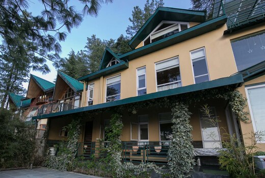 StayVista | The Corner House