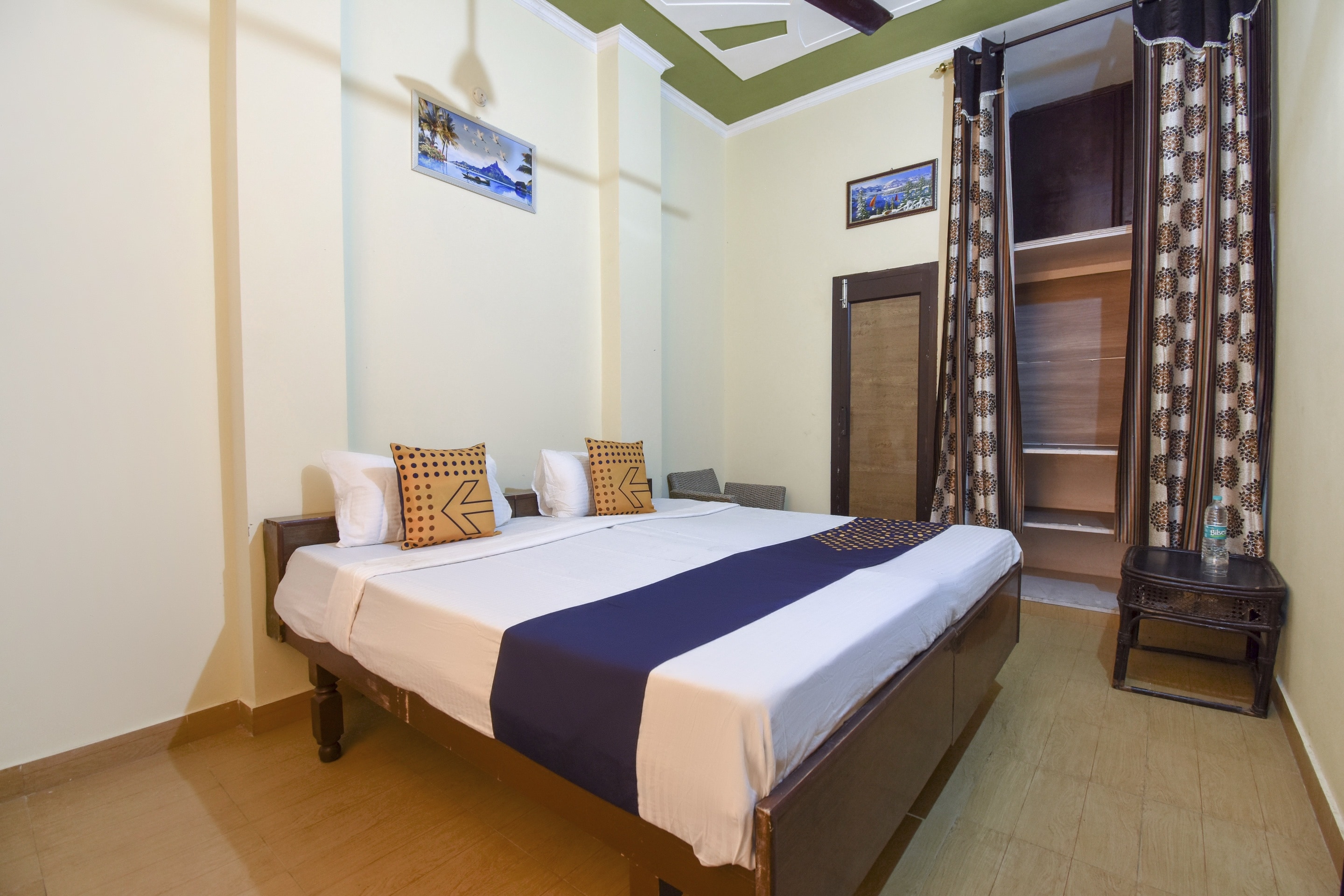 Hotel O Patiala Guest House - Tap to explore photos