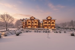 White Water Resorts, Pahalgam