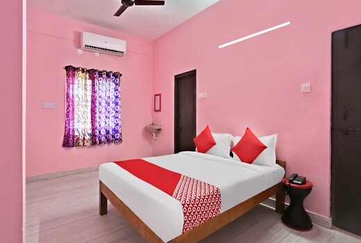 Oyo 30665 Sruan Inn Hyderabad Hotel Price Address Reviews