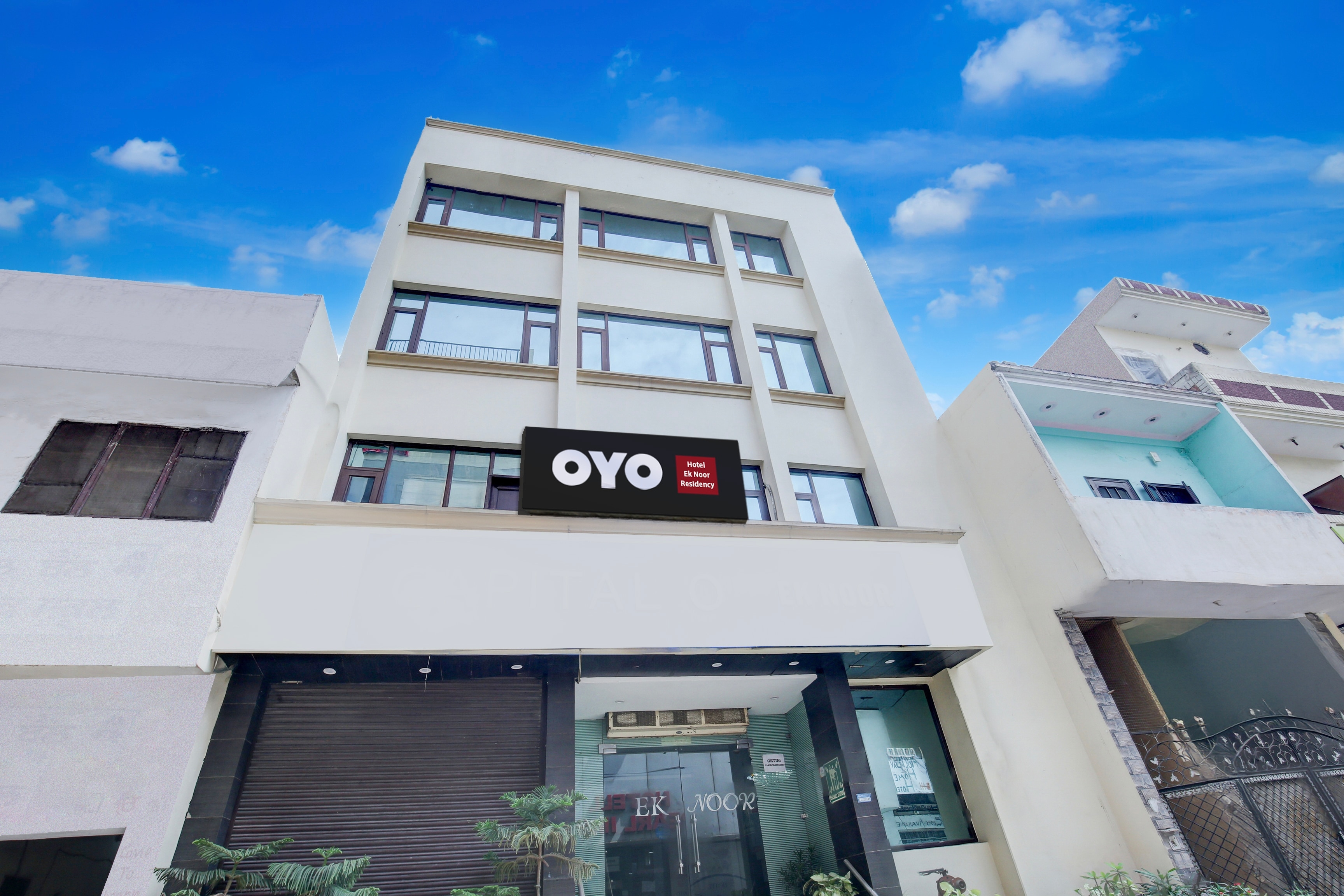 Hotel O Ek Noor Residency - Tap to explore photos