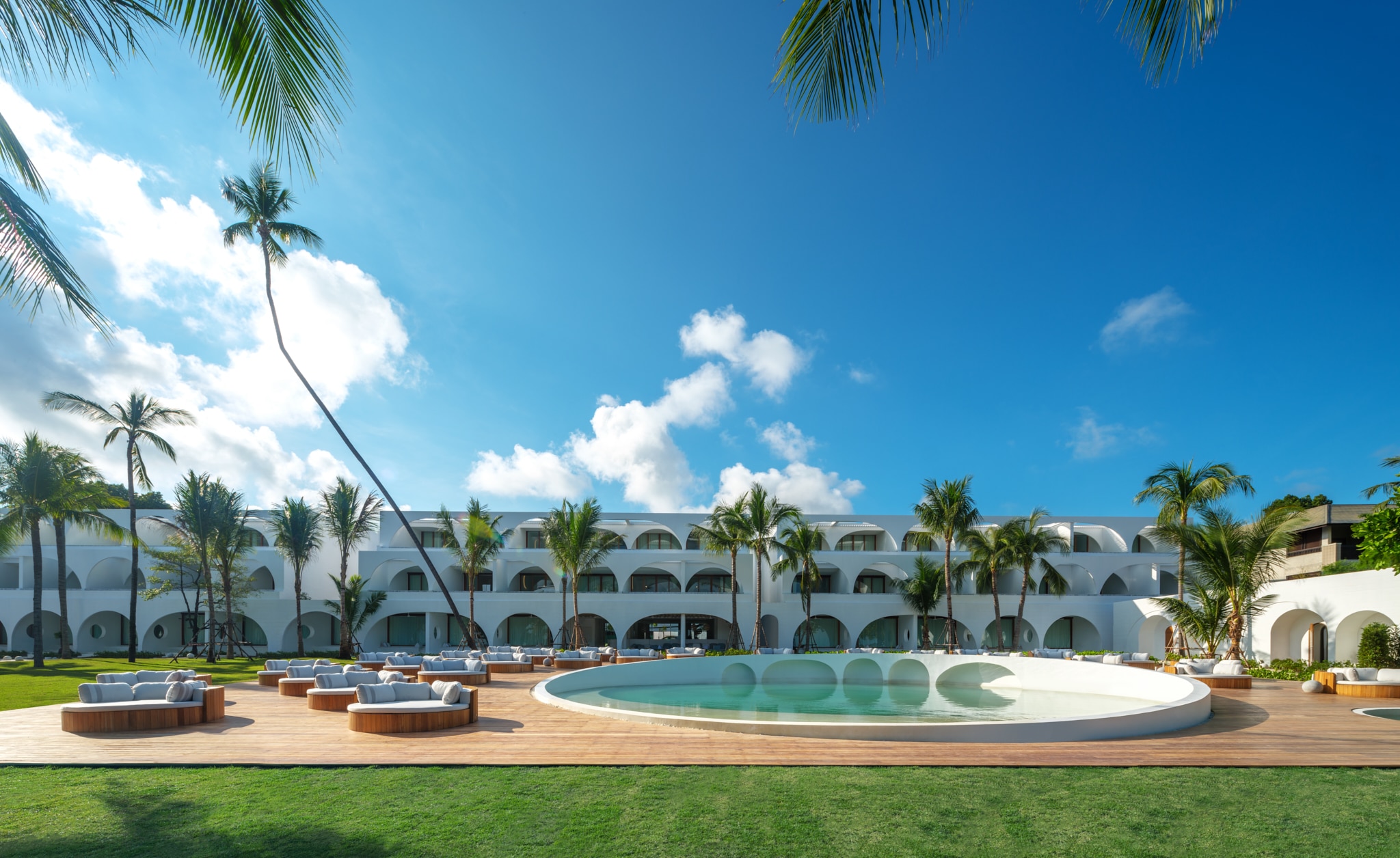 SALA Samui Chaweng Beach Resort - Tap to explore photos