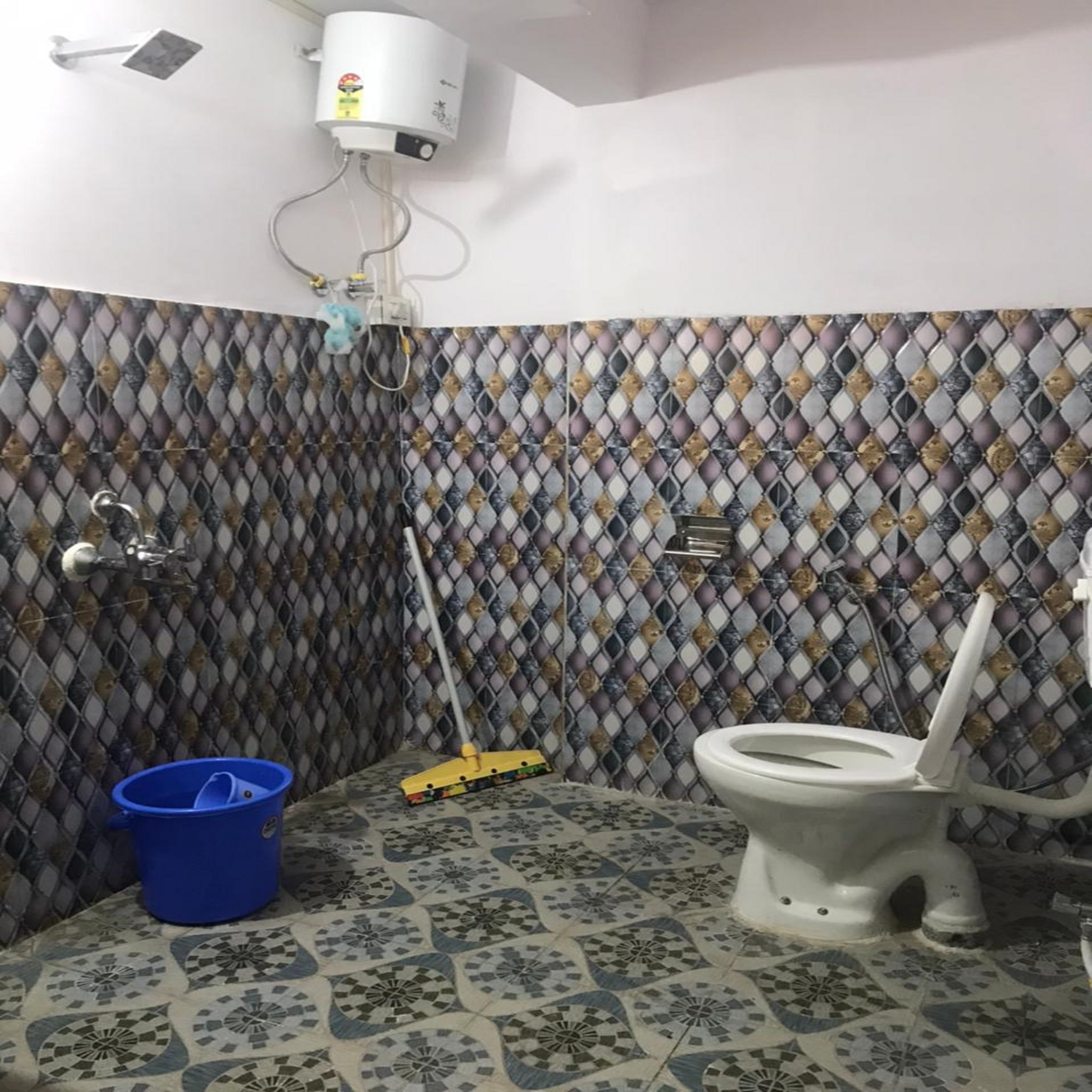 Akansha Homestay sittong - Tap to explore photos