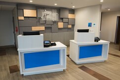 Holiday Inn Express & Suites - Orland Park Mokena, Will