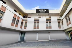 Super Hotel O Lakdikapul Near Birla Mandir, Hyderabad