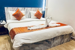 Vibe N Joy @Dashashwamedh Ghat, Varanasi