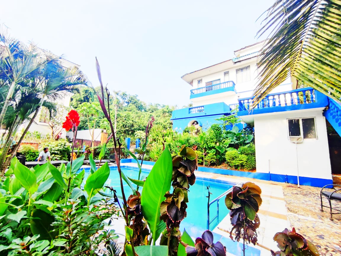 Hilltop 4 BHK Villa with Private Pool - Tap to explore photos
