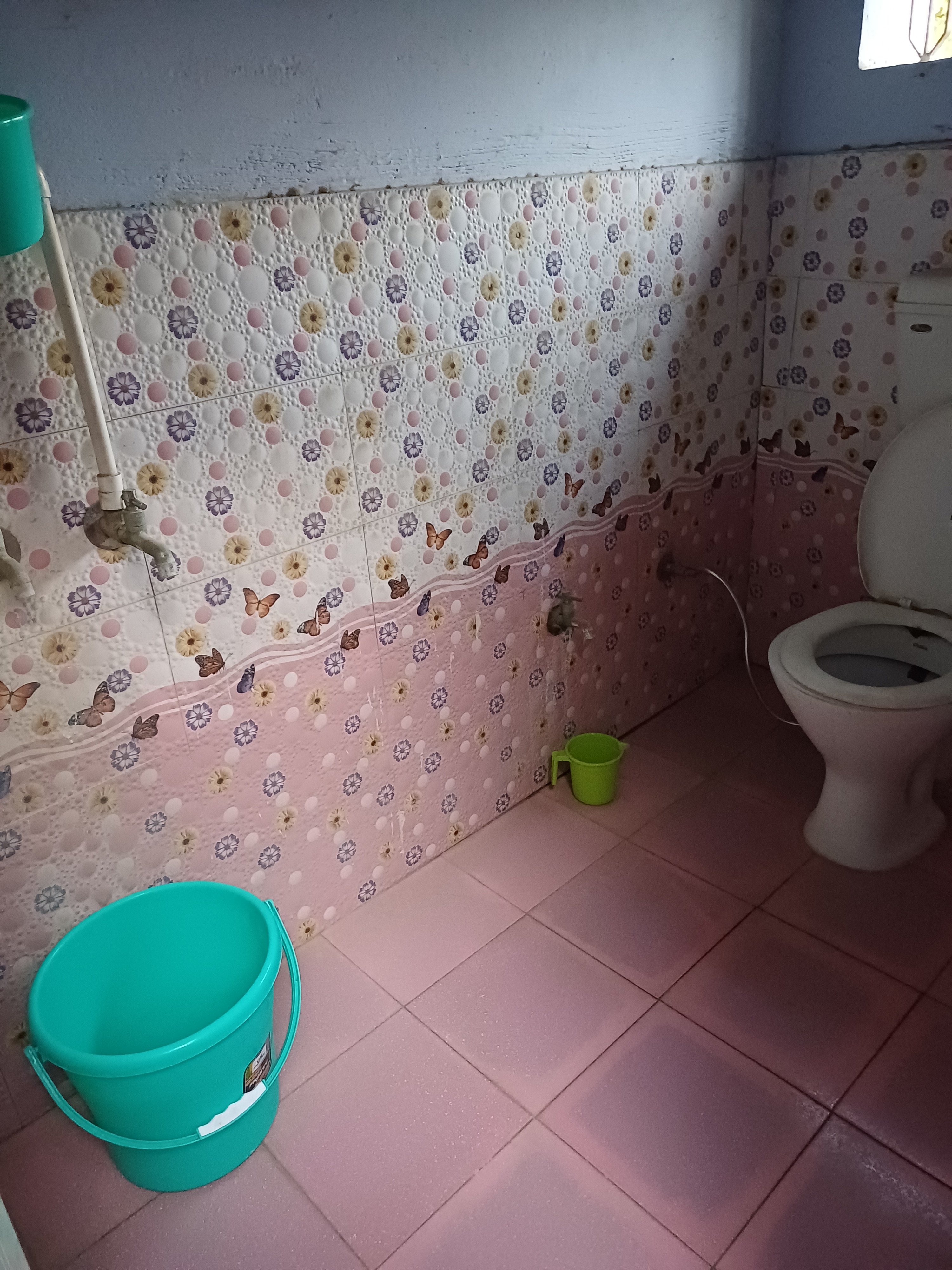 Aviral home stay - Tap to explore photos