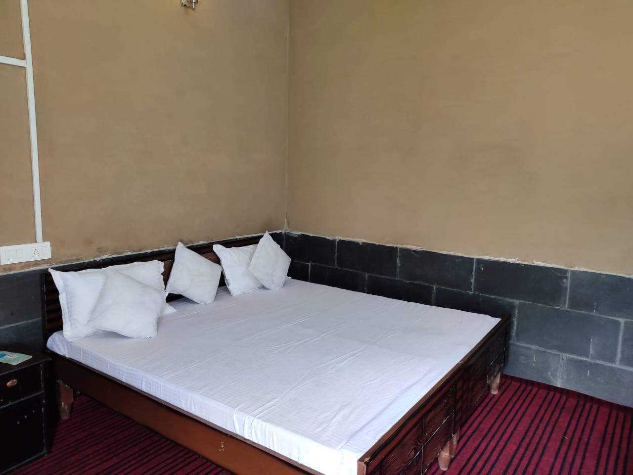 TULSI HOME STAY - Tap to explore photos
