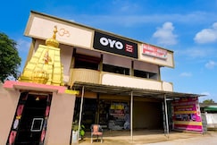 Hotel O Rudra Royal, Chandrapur