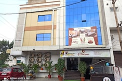 Hotel 36 Garh Inn By WB Inn, Raipur, Chhattisgarh