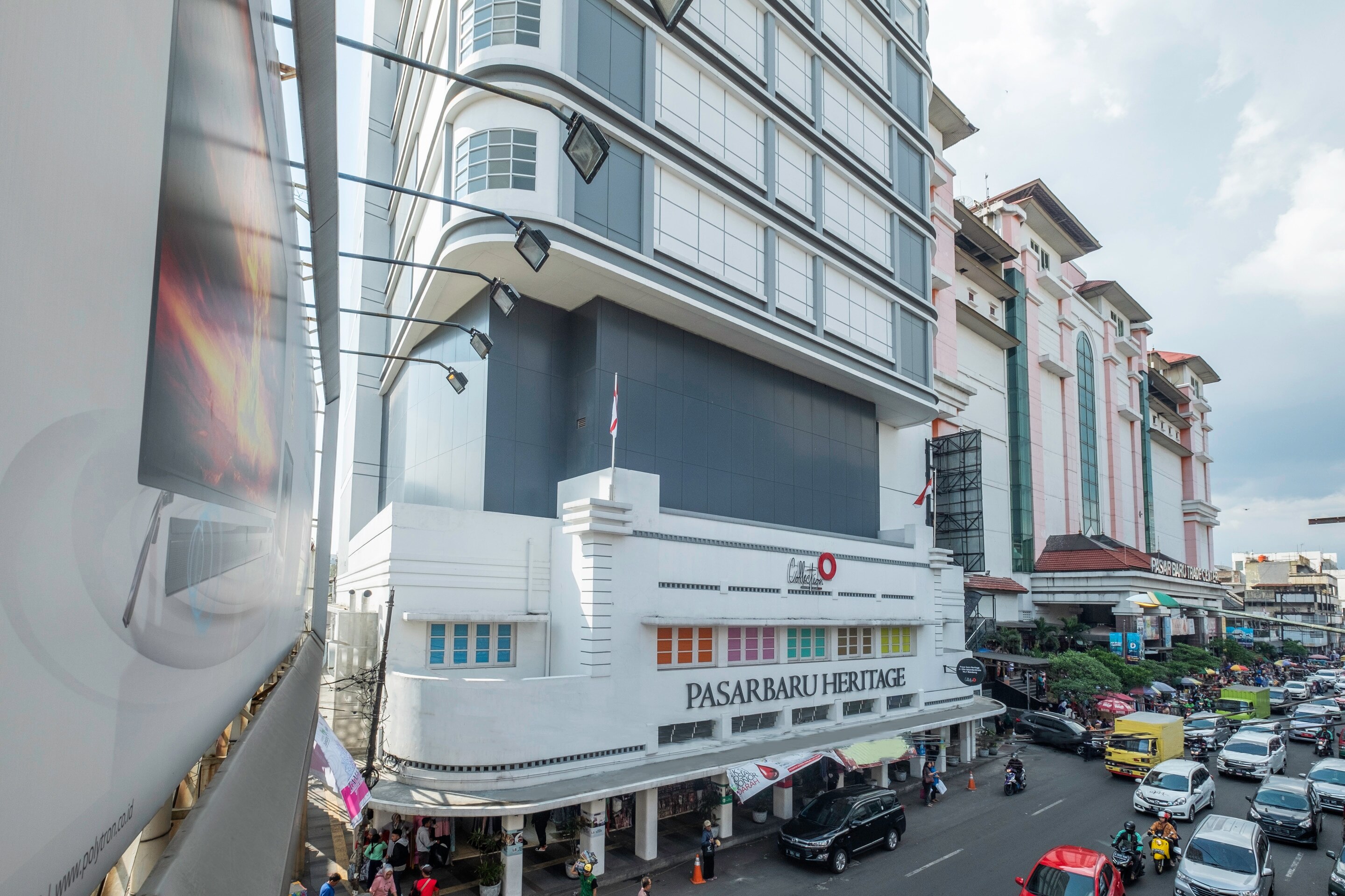 Townhouse Oak Pasar Baru Heritage - Tap to explore photos