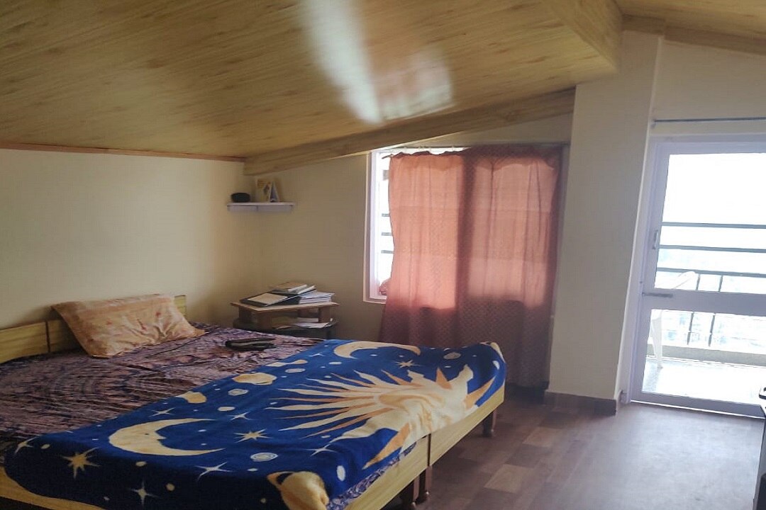 Ekkant Homestay | Mountain-view Rooms - Tap to explore photos