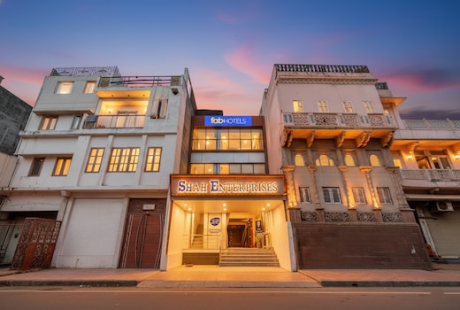 FabHotel Shivkashi Inn Nr. Dasaswamedh Ghat