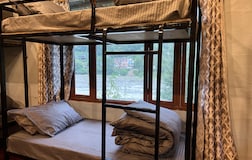 10 Bed Mixed bunk Bed Dormitory