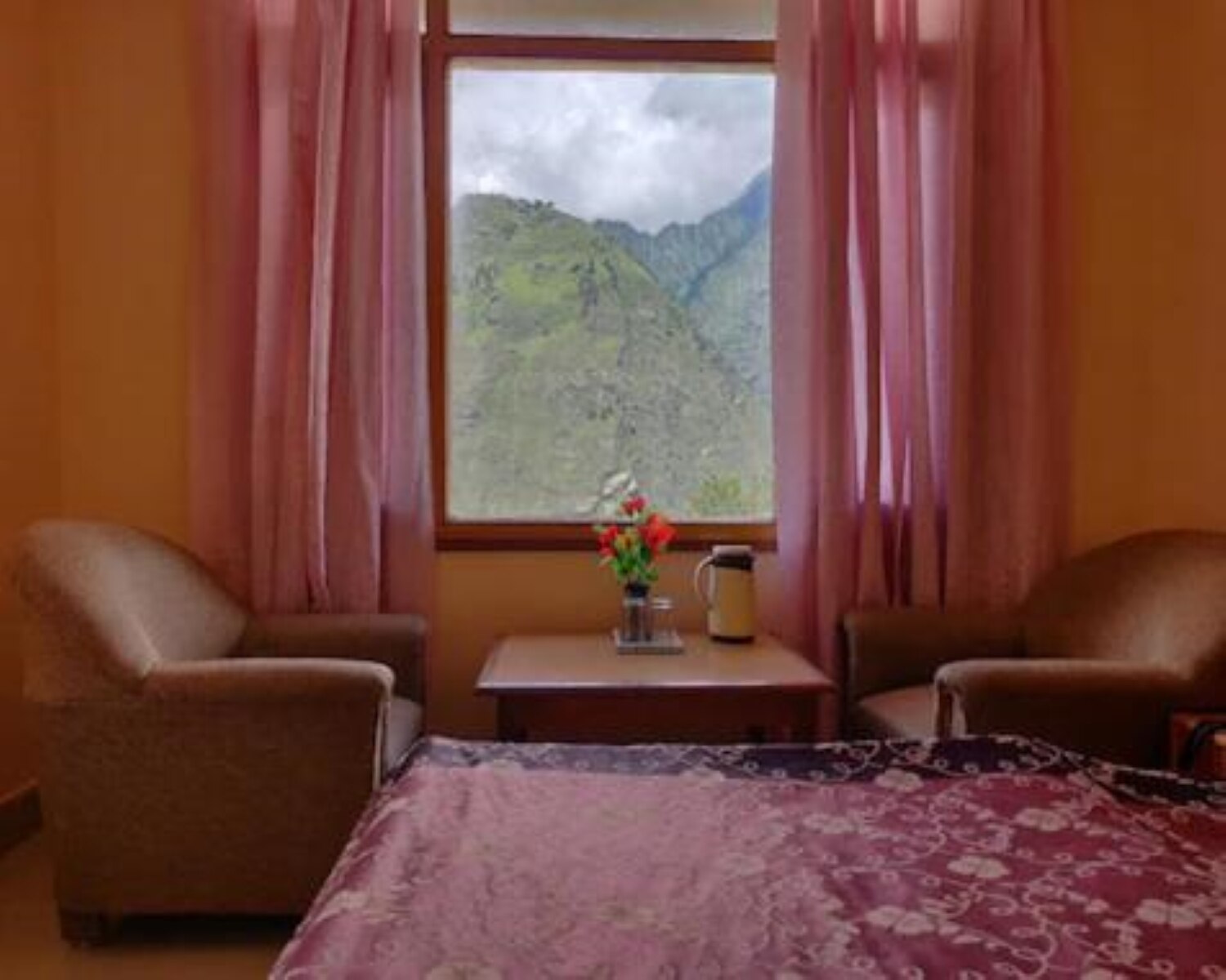 Hotel Mount View - Tap to explore photos