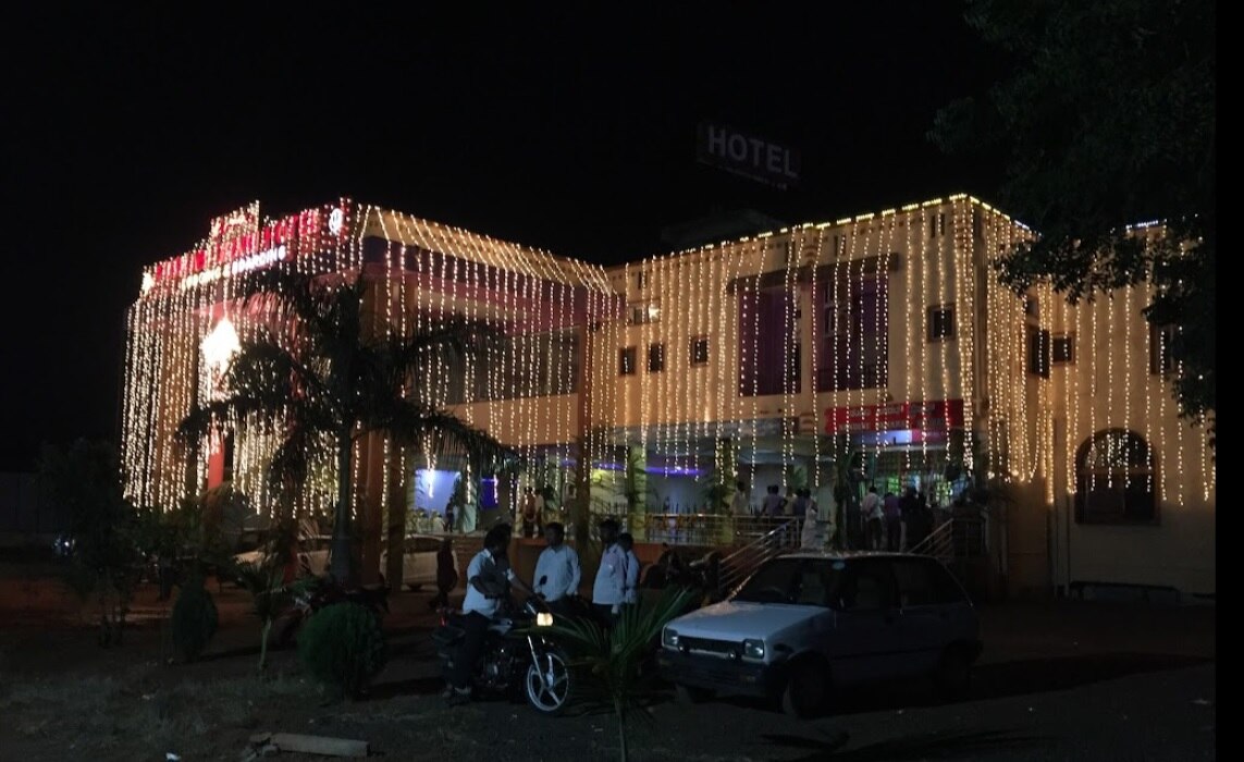 Punjabi Dhami Hotel Lodging Boarding - Tap to explore photos