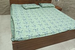 Guru Kripa Kevalam  Home Stay, Vrindavan