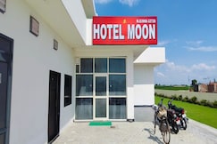 Hotel Moon Panipat, Panipat