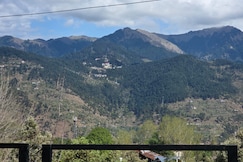 5BHK Stay in Kud Near Patnitop   The Royal Villa, Patnitop
